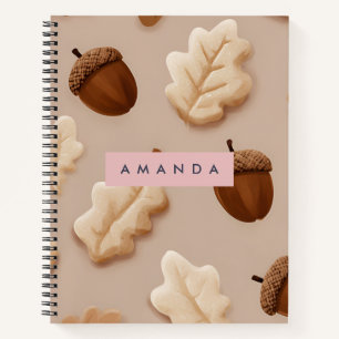 Personalisiertes rustikales Acorn- und Oakenleaf-M Notizbuch