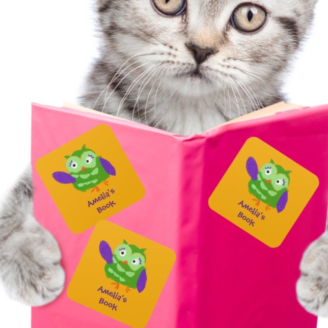 Personalisiertes Schüssel Dieses Buch gehört Quadratischer Aufkleber (Von Creator hochgeladen)