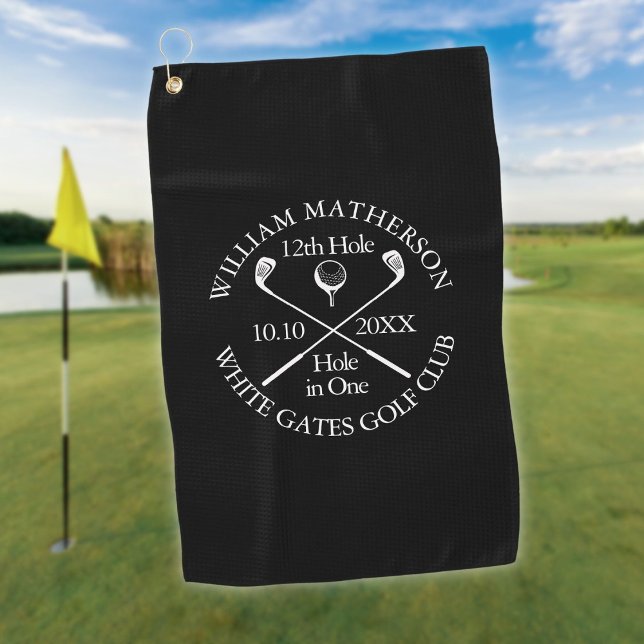 Personalisiertes Schwarz-Weiß-Loch in einem Golfhandtuch (Personalized Black And White Hole in One Golf Towel)