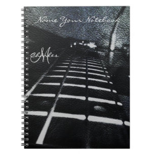 Personalisiertes schwarzes notizblock