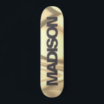 Personalisiertes Skateboard Name Gold Yellow Wave<br><div class="desc">Dieses farbenfrohe Skateboard auf dem Gelben Wave abstrakte Design mit schwarzem und coolem serifenem Schriftart ist einfach zu personalisieren. Fügen Sie Ihren Namen,  wählen Sie Schriftart,  ändern Sie Größe und Position,  fügen Sie Clipart,  Fotos und Formen. Einfach und schön,  perfekt als Geschenkidee für Jungen und Mädchen.</div>