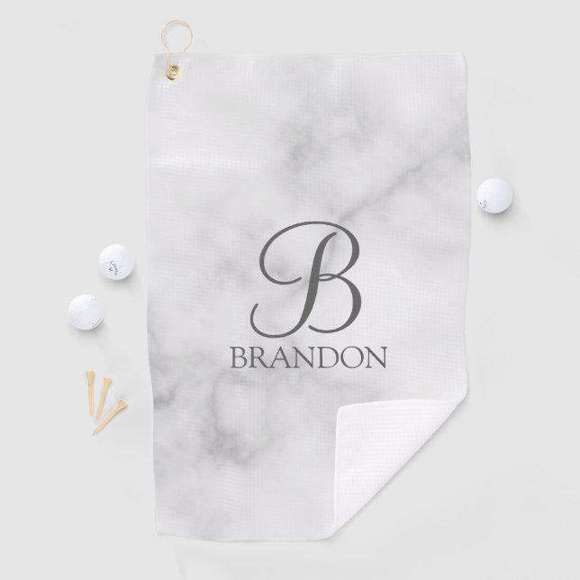 Personalisiertes Skriptmonogramm und Name aus weiß Golfhandtuch (Insitu)