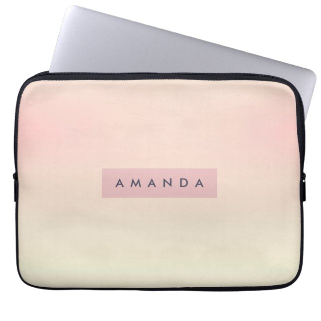 Personalisiertes Soft Pastel Rouge Gradient Laptopschutzhülle (Vorderseite)