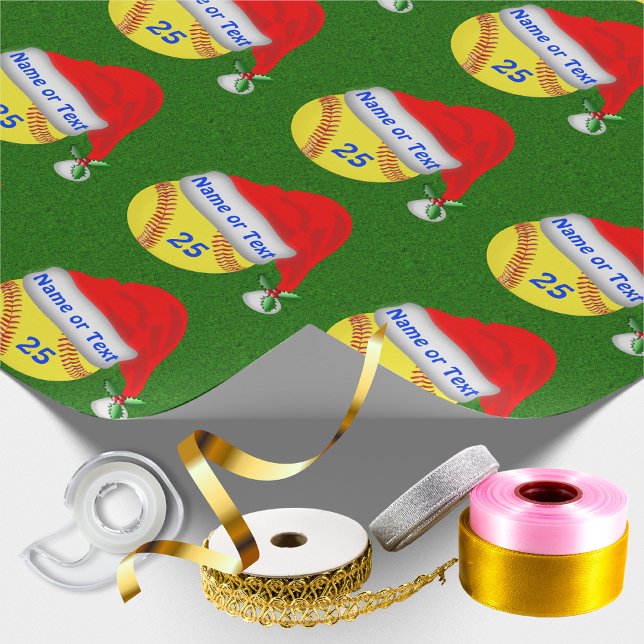 Personalisiertes Softball Weihnachtswrackpapier Geschenkpapier (Softball Christmas Wrapping Paper. Personalized with her Name and Jersey Number. Softball Christmas)