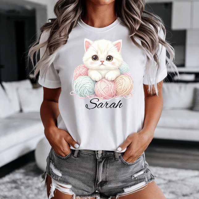 Personalisiertes Strick-Kätzchen T-Shirt (Cute knitting kitten design)