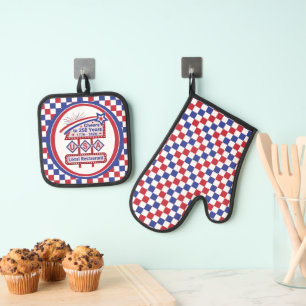 Personalisiertes USA 250 – Patriotisches Retro-Mar Ofenhandschuh & Topflappen-Set