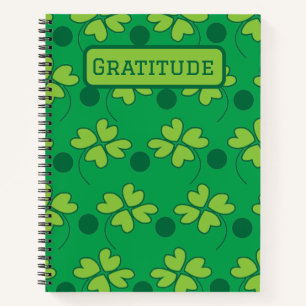 Personalisiertes vierblättriges Kleeblatt St. Patr Notizbuch