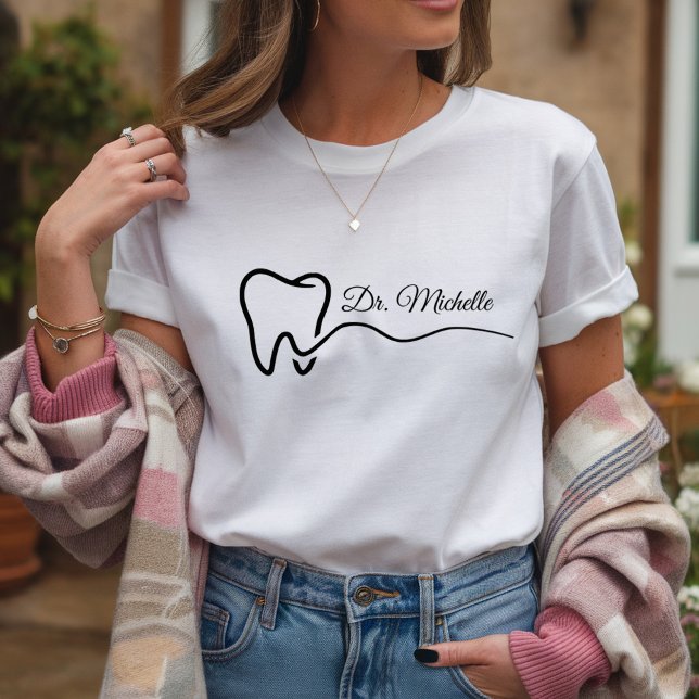 Personalisiertes Zahnarztbüro Zahnweiße Zahnstange T-Shirt (Von Creator hochgeladen)