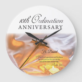 Personalize, 10th Ordination Anniversary, Cross Große Wanduhr