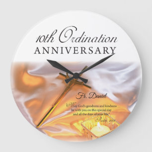Personalize, 10th Ordination Anniversary, Cross Große Wanduhr