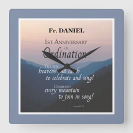 Personalize 1st Anniversary of Ordination Congrats Quadratische Wanduhr
