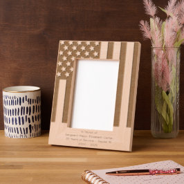 Personalize | American Flag Police Retirement Geätzte Rahmen