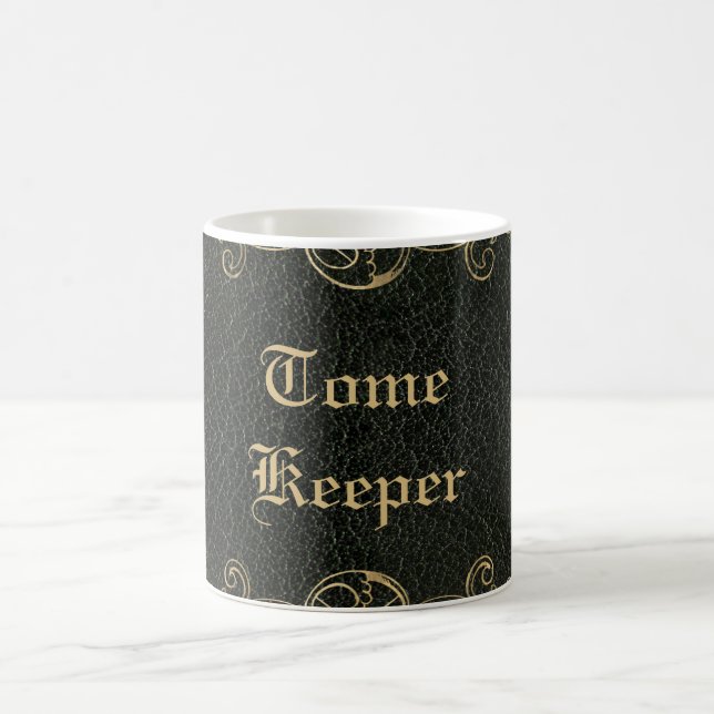 Personalized Arcane Fantasy Tome Keeper Book Lover Kaffeetasse (Mittel)