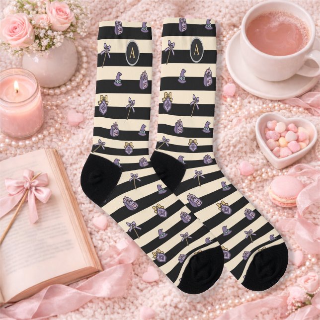 Personalized Bookish Girl Academy Wizard Black Socken (Von Creator hochgeladen)