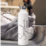 Personalized Bride  Trinkflasche<br><div class="desc">Welcome to our collection of personalized bride products on Zazzle! Here,  we specialize in creating unique and customizable items to celebrate the journey of becoming a bride. Whether you're planning your dream wedding or looking for the perfect bridal shower gifts,  we've got you covered.</div>