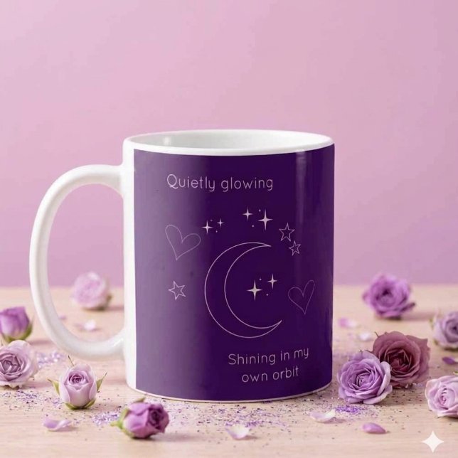Personalized Celestial Design Coffee Mug Kaffeetasse (Purple coffee mug with line art crescent moon, stars, hearts and customizable texts.)