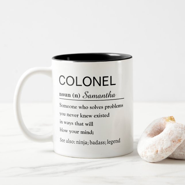 Personalized Colonel Dictionary Definition Zweifarbige Tasse (Mit Donut)