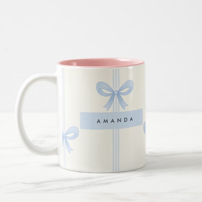 Personalized Coquette Pastel Soft Blue Ribbon Bow  Zweifarbige Tasse (Links)