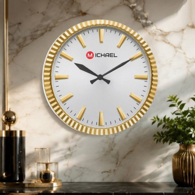 Personalized Custom Name & Monogram Silver Gold Große Wanduhr (Von Creator hochgeladen)