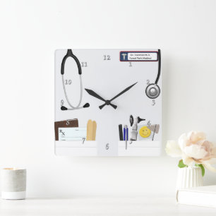 Personalized Doctor's Coat Quadratische Wanduhr