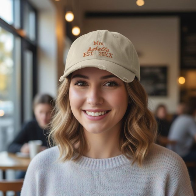 Personalized embroidered Mrs. hat - Customized  Bestickte Baseballkappe (Von Creator hochgeladen)