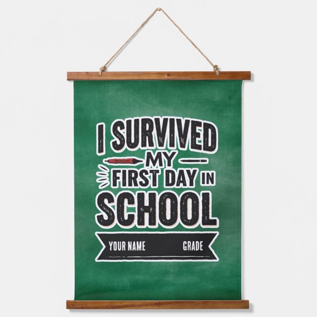 Personalized First Day of School Art Wandteppich Mit Holzrahmen (Vorderseite)