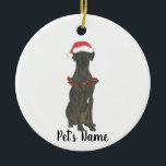 Personalized Great Dane Keramik Ornament<br><div class="desc">Machen Sie die schöne Liste in diesem Jahr mit einem personalisierten Ornament Ihrer Lieblings-kleine Elf!</div>