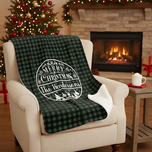Personalized Green & Black Plaid Merry Christmas Sherpadecke (Von Creator hochgeladen)