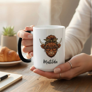 Personalized Highland cow messy bun  Verwandlungstasse