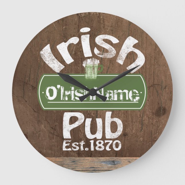 Personalized Irish Pub Old Keg Effect Sign Große Wanduhr (Vorderseite)