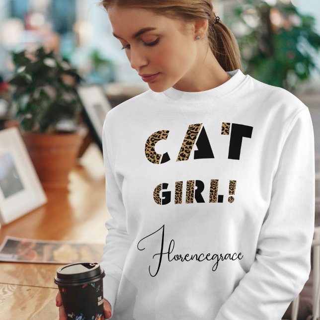 Personalized Leopard Stylish Wild Cat Girl White Sweatshirt (Von Creator hochgeladen)
