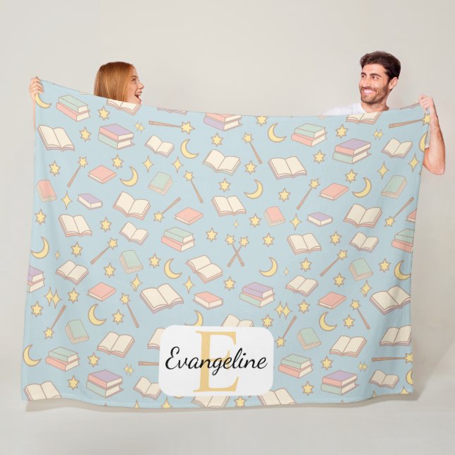 Personalized Magical Book Aesthetic Pattern Blue Fleecedecke (Beispiel)