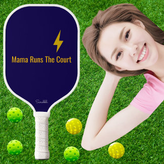 Personalized Mama Runs The Court Pickleball Mom Schläger
