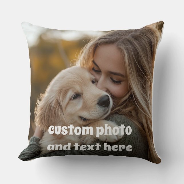 "Personalized Memorial Pillow Girl Hugging Dog" Kissen (Vorderseite)