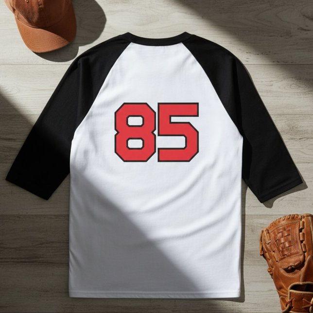 Personalized Men's Long-Sleeve Sports T-Shirt (Von Creator hochgeladen)