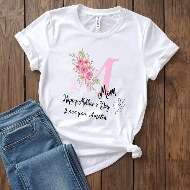 Personalized Mom Initial T-Shirt (Von Creator hochgeladen)