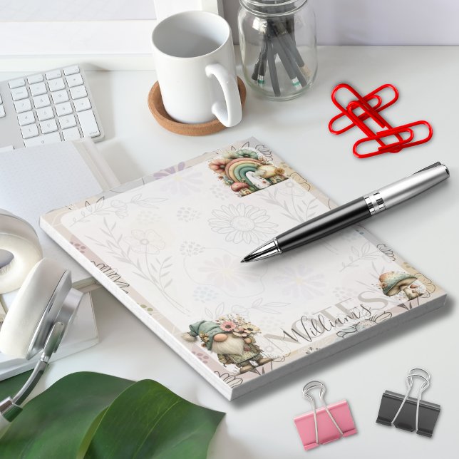 Personalized Pastel Gnome & Mushroom Floral Spring Notizblock (Von Creator hochgeladen)