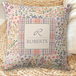 Personalized Patchwork Floral & Plaid Throw Pillow Kissen