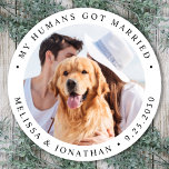 Personalized Photo Pet Dog Just Married Wedding Runder Aufkleber<br><div class="desc">Add the finishing touch to your dog wedding announcements with these custom photo, and personalized 'My Humans Got Married stickers. Customize with your favorite photo,  names and date. COPYRIGHT © 2020 Judy Burrows,  Black Dog Art - All Rights Reserved. Personalized Photo Pet Dog Just Married Wedding Classic Round Sticker</div>