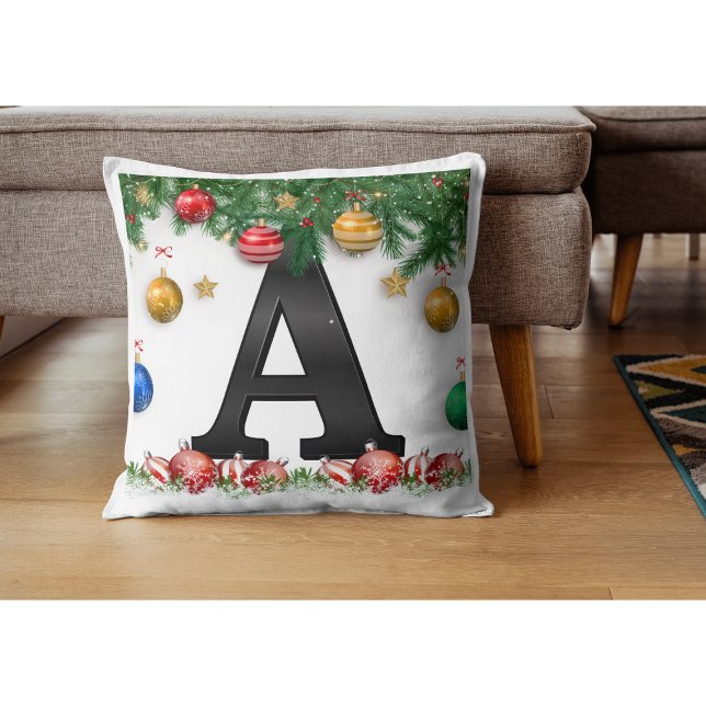 Personalized Pillow with Letter Kissen (Von Creator hochgeladen)