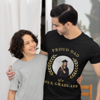 Personalized Proud Dad of a Grad Photo Graduation T-Shirt