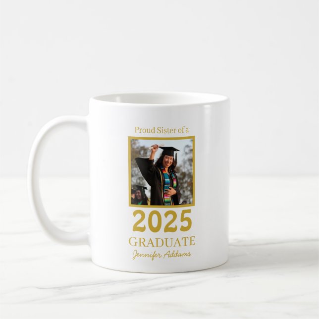 Personalized Proud sister graduate Kaffeetasse (Links)