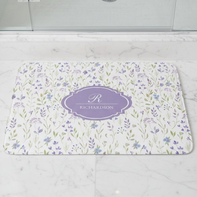 Personalized Purple Floral Monogram Badematte (purple blue wildflower floral bathmat with custom monogram initial and family name)