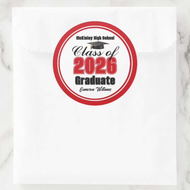 Personalized Red Class of 2026 Graduation Party Runder Aufkleber (Tasche)