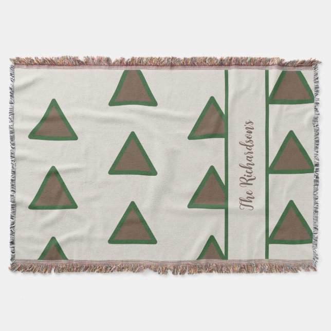 Personalized Sage Green Taupe Triangle Modern Chic Decke (Vorderseite)