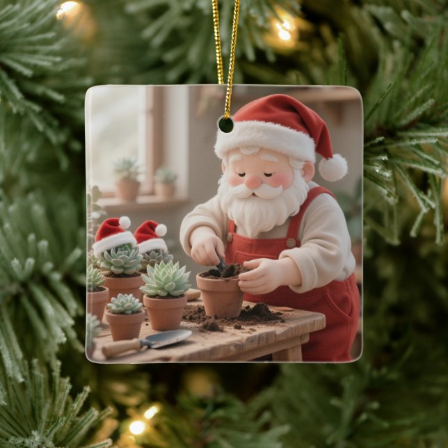 Personalized Santa Gardener Succulent Christmas Keramikornament (Baum)