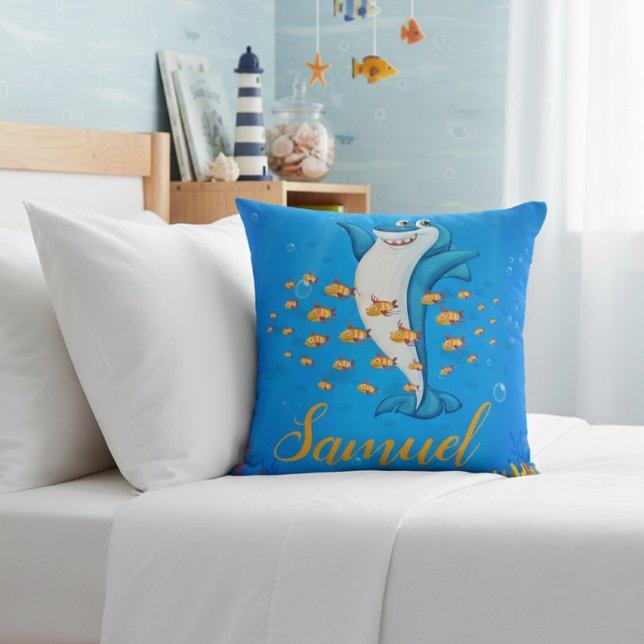 Personalized Shark Theme Throw Pillow Kissen (Von Creator hochgeladen)