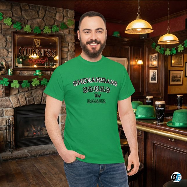 Personalized "Shenanigans Squad" St. Patrick's Day T-Shirt (Von Creator hochgeladen)