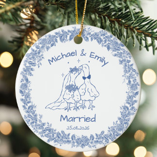 Personalized Silly Goose Married Cute Blue Wedding Keramik Ornament