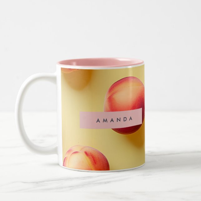 Personalized Sunny Peach Bliss Zweifarbige Tasse (Links)